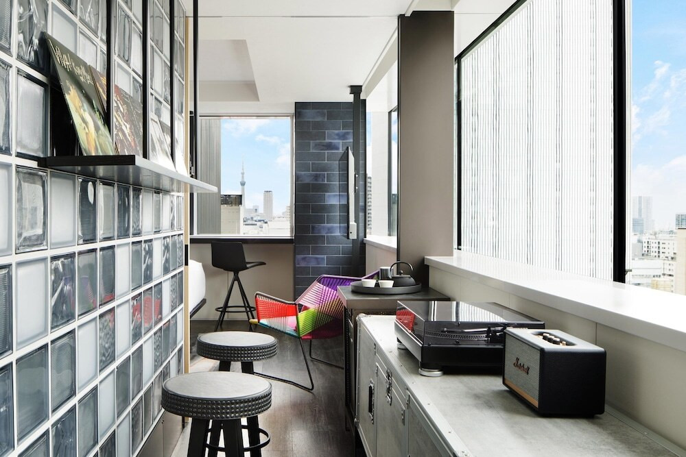 アロフト東京銀座(アロフトトウキョウギンザ) / 3