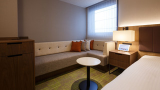 コーナーツイン 3名