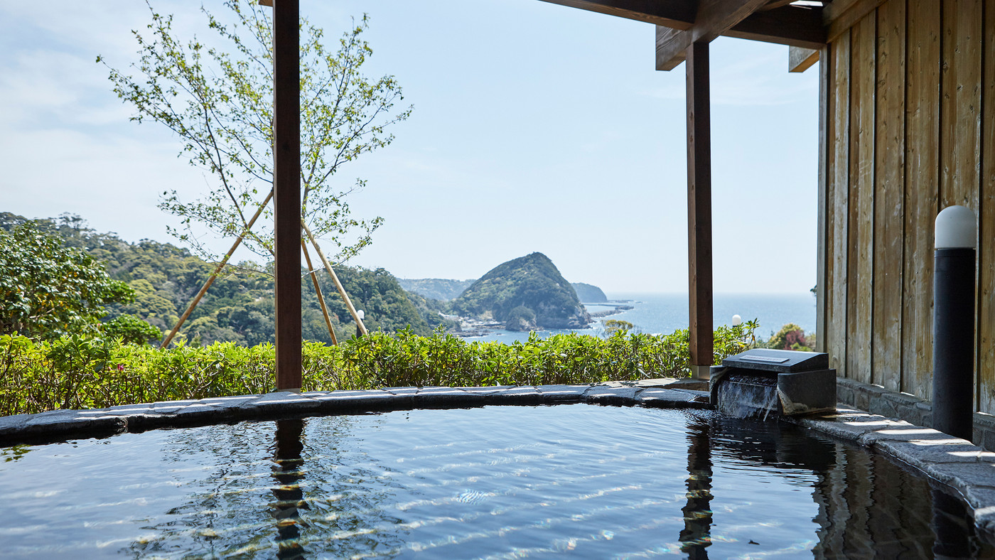 海辺のリゾートな空間で「ビストロノミー」を楽しんで3658847