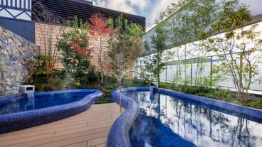 最上階の露天風呂 / 1