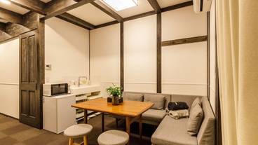 客室内のダイニングエリア / 13