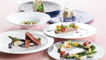 食事・飲み物 / 9