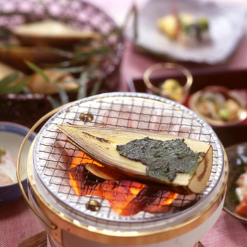 自然に囲まれて非日常空間を味わえる3998215