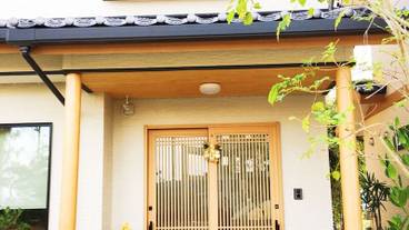 施設の入り口 / 2