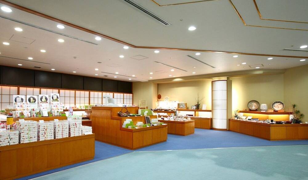 売店 花小路 / 1