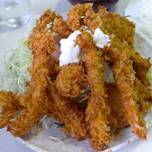 この量ハンパない！神保町「キッチンマミー」で揚げ物ランチ