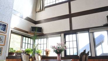 ロビー応接スペース / 3