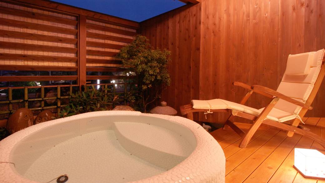 露天風呂付き客室「花」 / 3