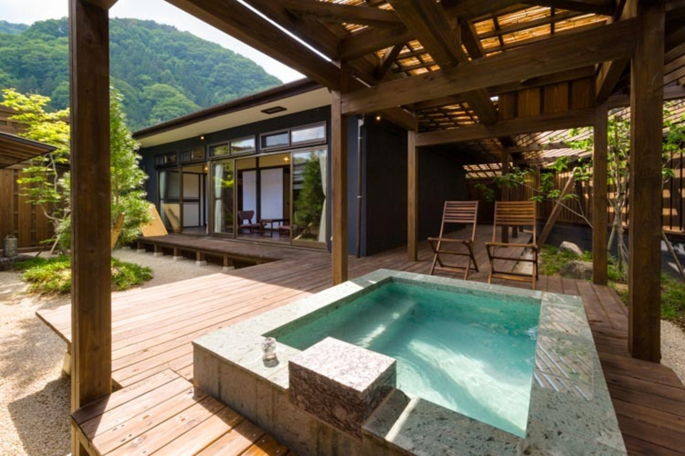 “離れ”のお部屋でくつろぎ、信州京モダン会席に舌鼓4256569