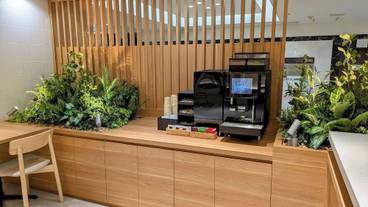 ロビーラウンジ / 9