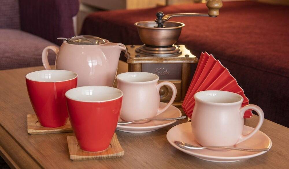 客室カラーのティーセット / 2