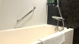 スタンダード ルーム ダブルベッド 1 台 (High Floor)