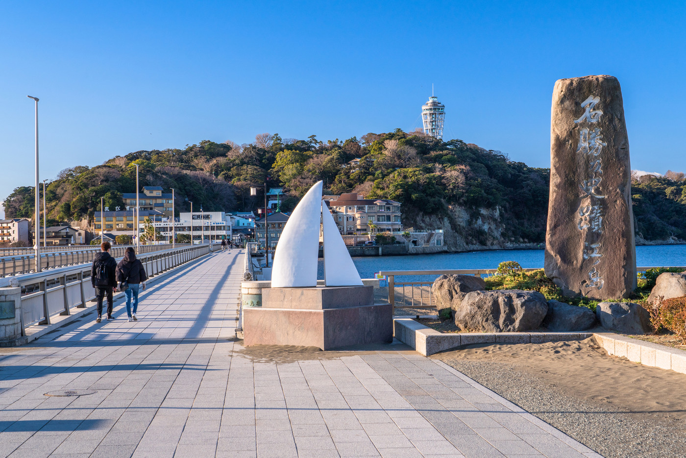 《神奈川県》江ノ島・朝の静かな風景