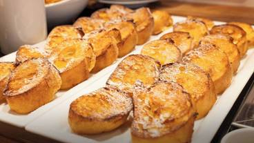 朝食ビュッフェ / 11