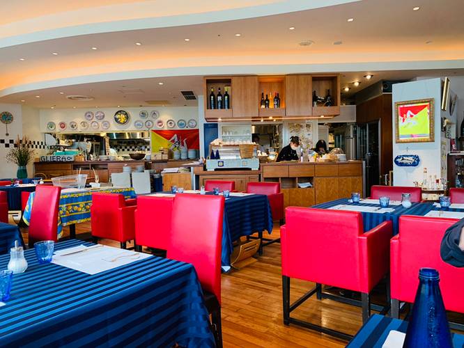 「ラ･スコリエーラ」
で陽気なイタリアンを / 1