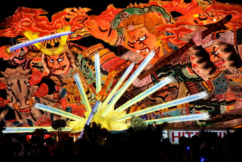 What are the dates and route of the Aomori Nebuta Festival? 3416566