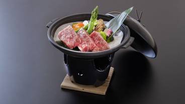 食事・飲み物 / 33