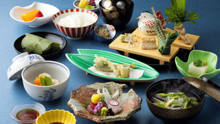 フォレスト・ウィング ツイン・フォレストサイド　禁煙 夕食 日本料理付 20時開始