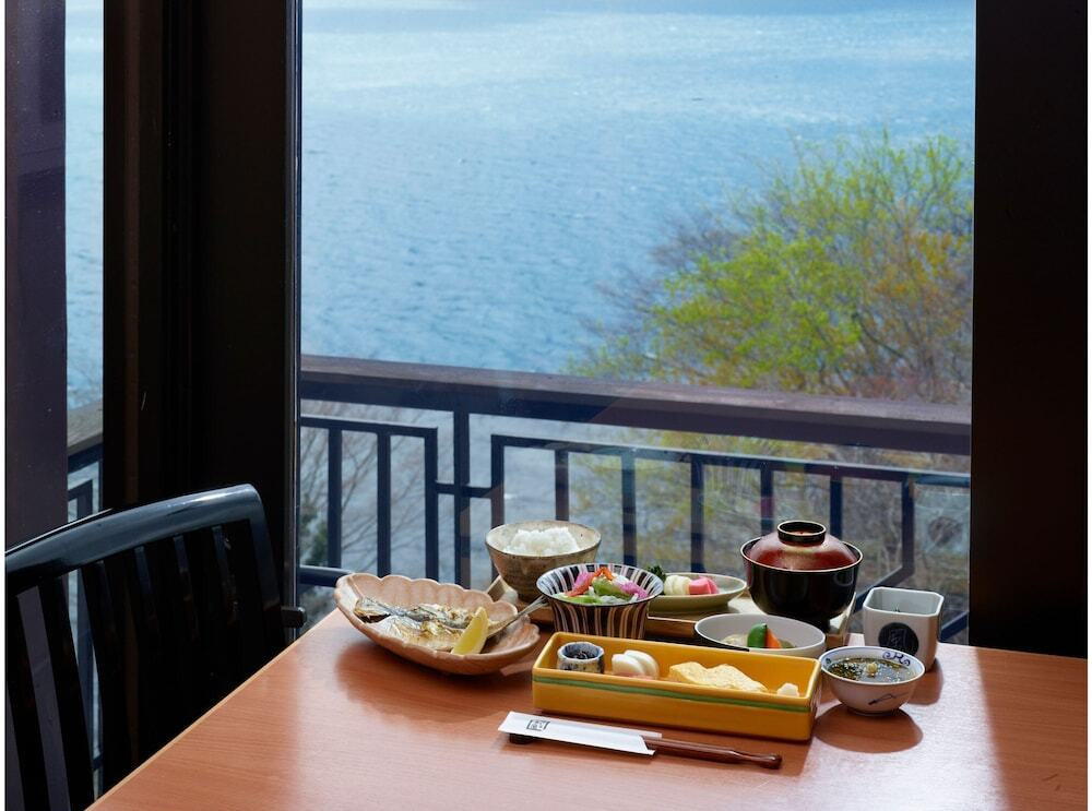 日本料理「つつじの茶屋」朝食