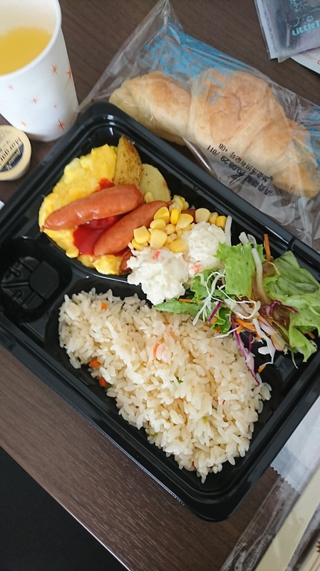 部屋持ち帰りオッケーの朝食