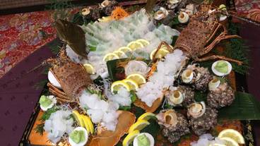 食事・飲み物 / 3