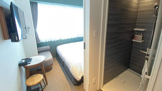 スタンダード ルーム クイーンベッド 1 台 禁煙