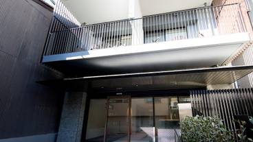 施設の入り口 / 5