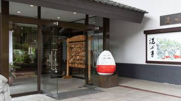 施設の入り口 / 30