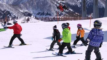 スノー スポーツとスキー / 2