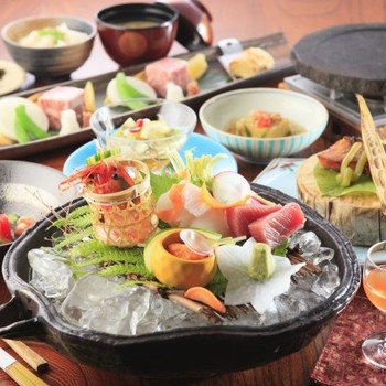 絶景温泉とグルメが満喫できるリゾートホテル3977382