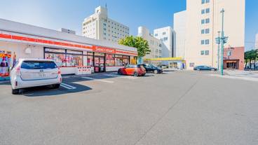 ショッピングモール / 1