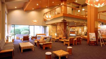 内部エントランス / 2