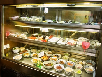 芸人さん達が集う大衆食堂1302168
