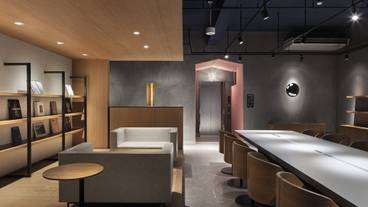 ロビーラウンジ / 8