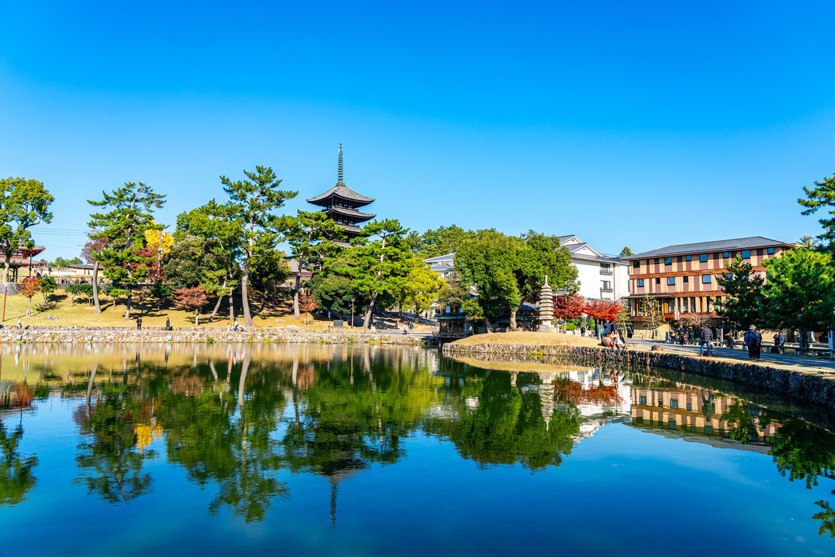 猿沢池