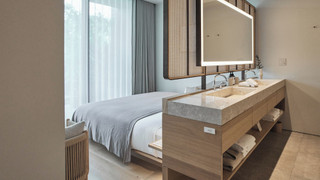 パークビュースイート + バルコニー