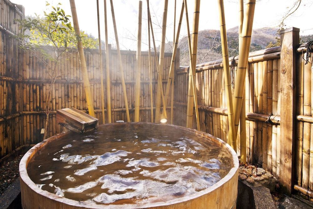 四万温泉 柏屋旅館（シマオンセン カシワヤリョカン） / 2