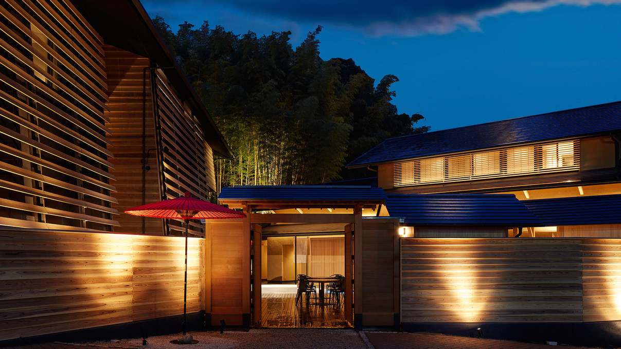 道後温泉 葛城 琴の庭3559670