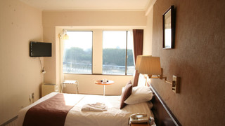 ツインルーム シングルベッド 2 台 禁煙