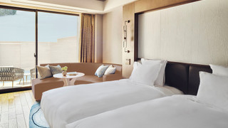 クラシック ルーム ダブルベッド 2 台 (Outdoor Living Area)