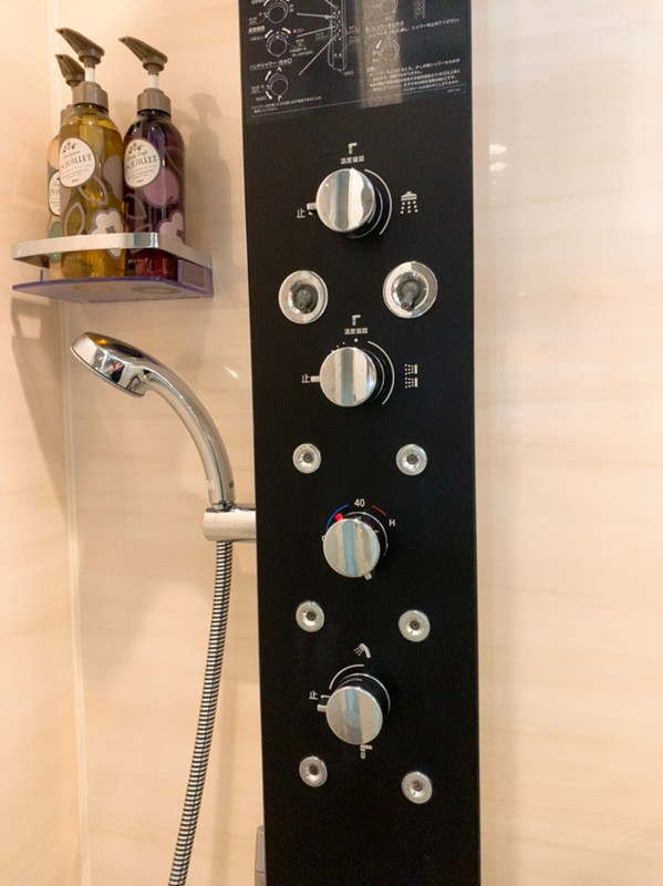 シャワーブース