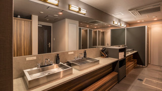 ダブルルーム（共用バストイレ）