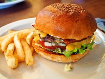 「ウエストウッドベーカーズ」料理 1263236 スモークベーコンチーズバーガー