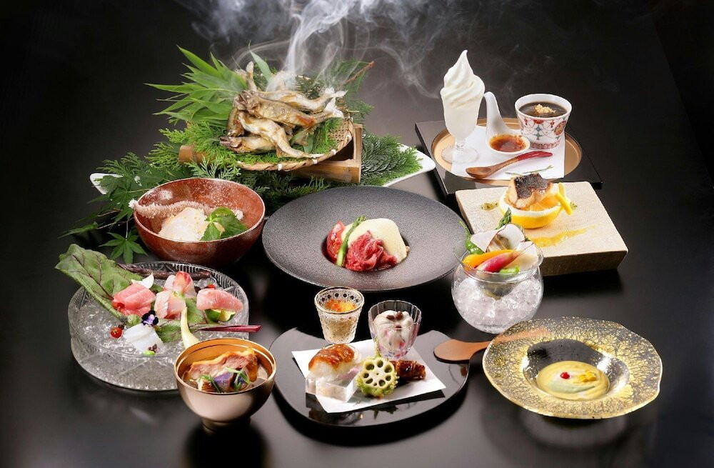 割烹スタイルで旬をいただく。わずか7室の和モダンリゾート4046976