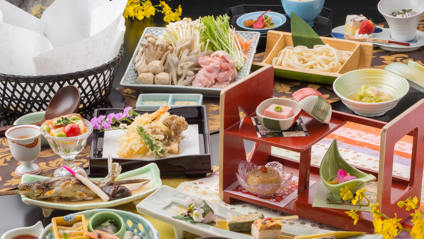 部屋食に露天風呂付き客室も♡4施設から2人好みを見つけて3349439