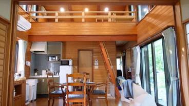 客室内のダイニングエリア / 5