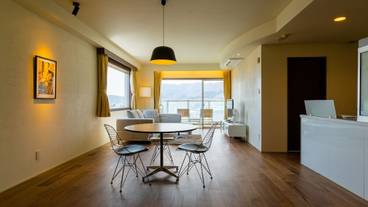 コーナースイート1001 / 8