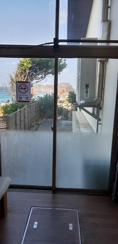 脱衣場からの立岩です