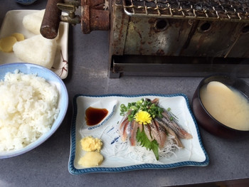 「焼蛤 浜茶屋 向島」料理 1046682 いわしさしみ定食