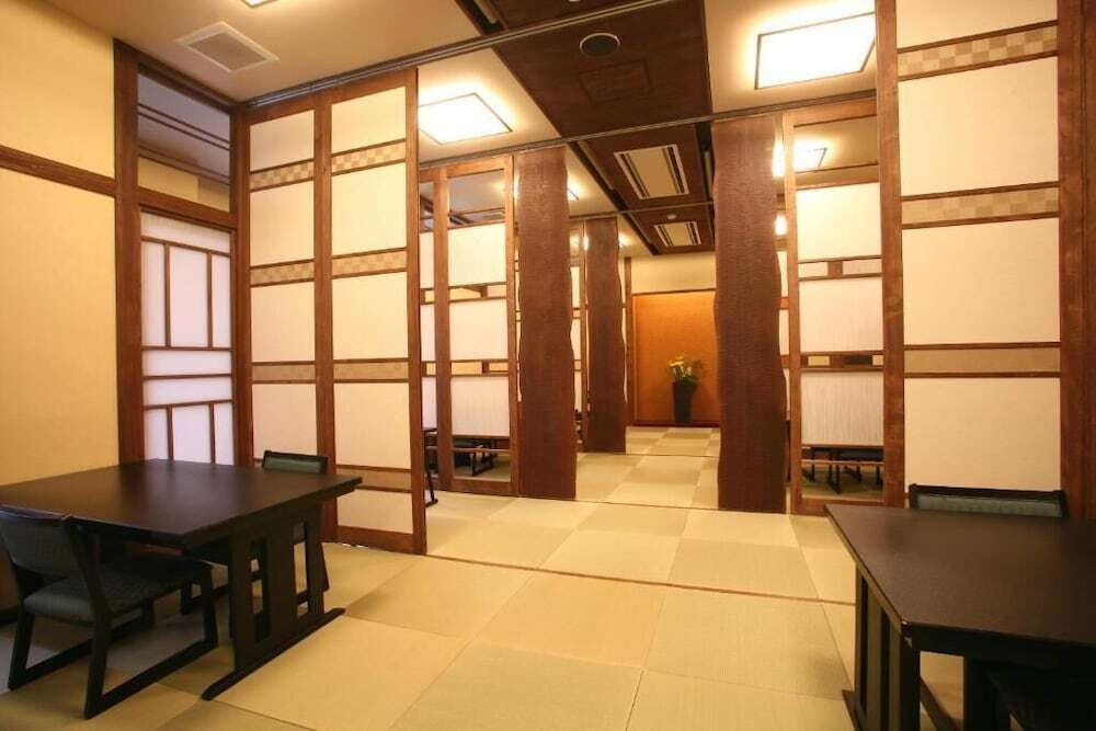 レストラン